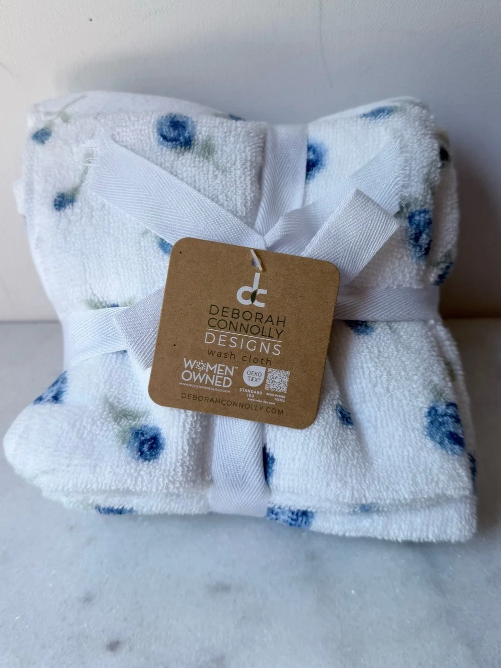Deborah Connolly Designs Floral Wash Cloth Set of 4- White & Blue roses